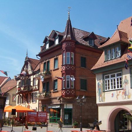 Cheerful Apartment Near City Centre Of Haslach 하슬라흐임킨지크탈 외부 사진