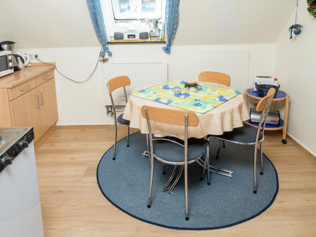 Cheerful Apartment Near City Centre Of Haslach 하슬라흐임킨지크탈 외부 사진