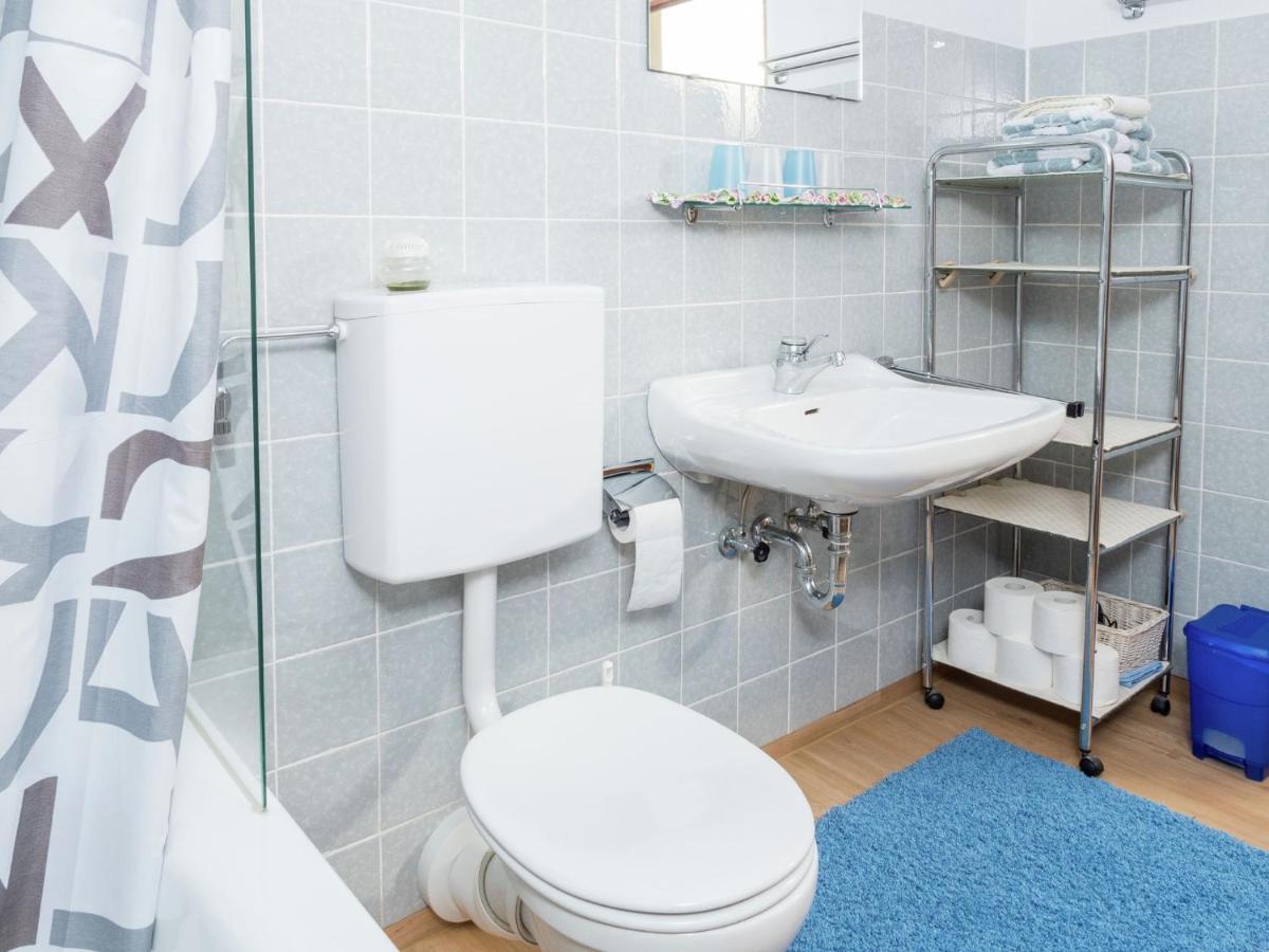 Cheerful Apartment Near City Centre Of Haslach 하슬라흐임킨지크탈 외부 사진
